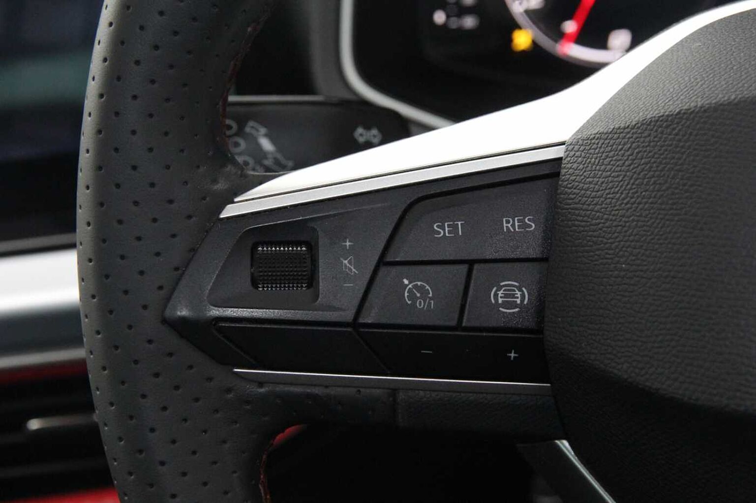 SEAT Ibiza 1.0 TSI 110 FR Sport 5dr